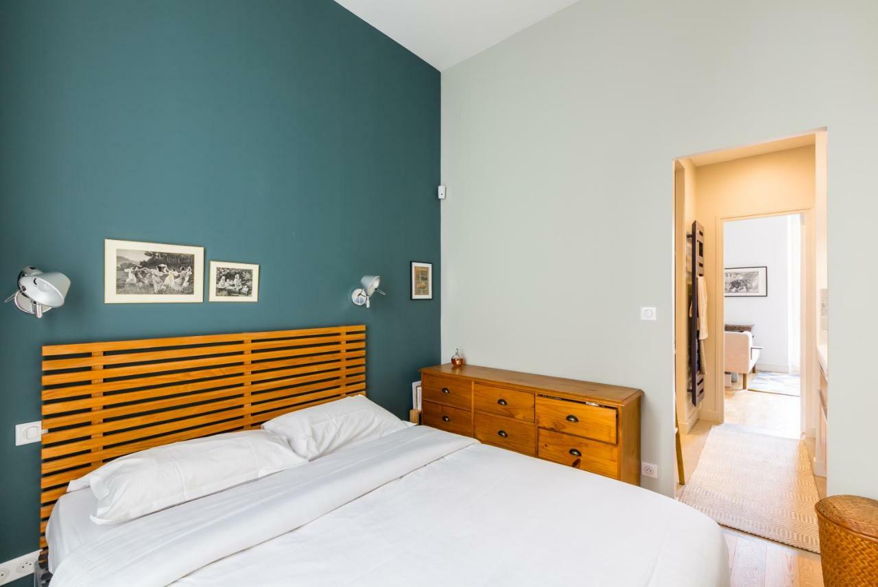 Veeve - The Library Apartment Paris